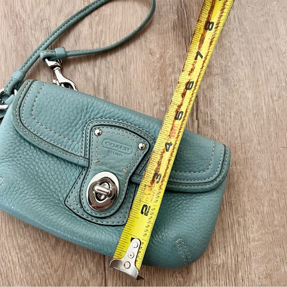 Y2K Coach Blue Pebbles Leather Turnlock Wristlet Zipper Wallet Purse Handbag Vtg